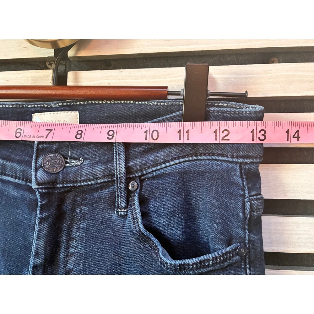 NWT Mother The Weekender Fray Jeans Chip On My Shoulder Flare Premium Luxury 25 - Picture 9 of 9